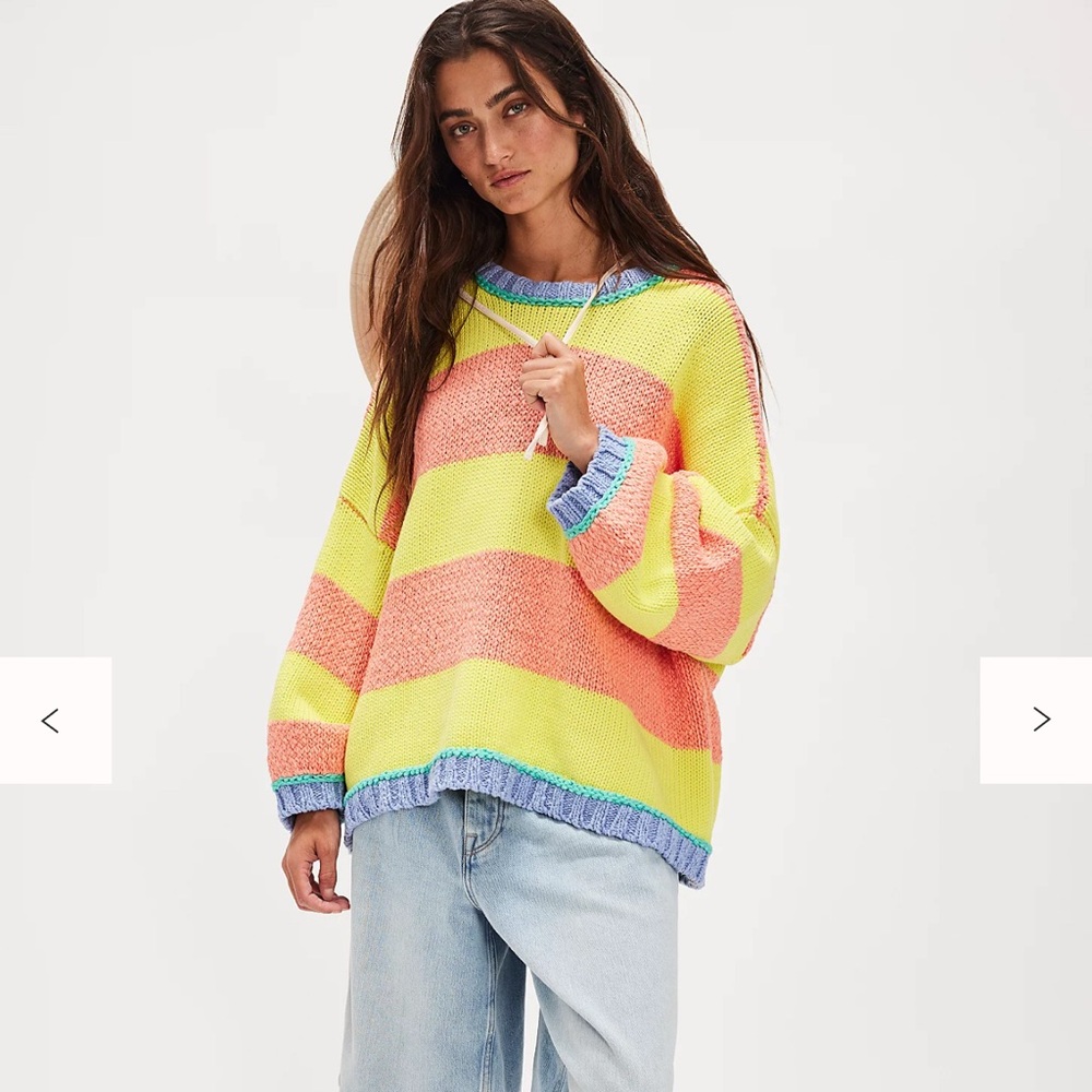 NWT Free People Beach Ball Chic Pullover